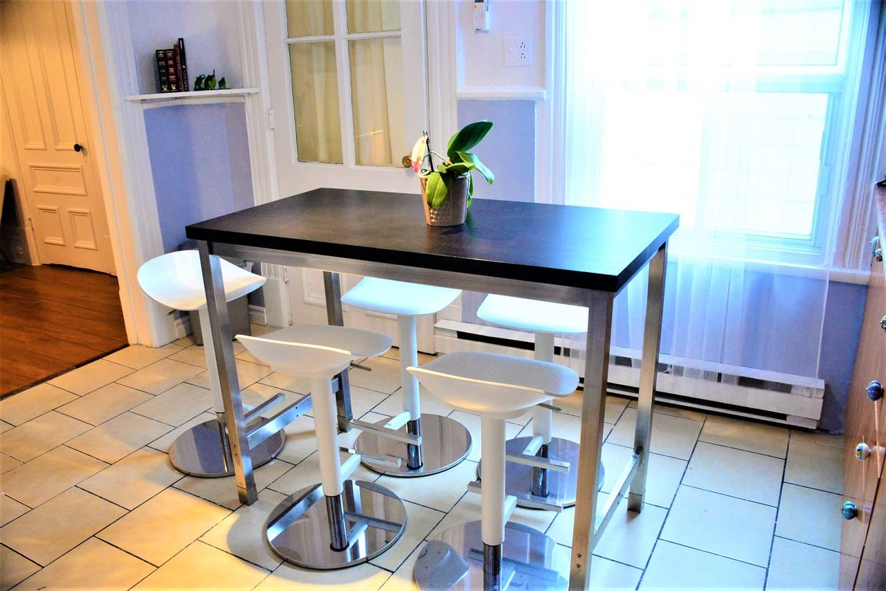 Coloniale - Photo 3 of 10