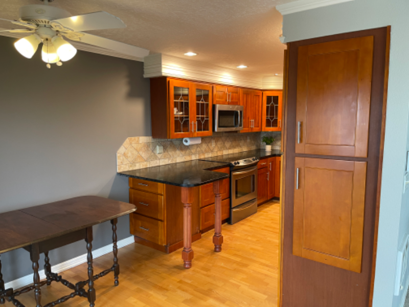 2088 Oak St #2088 - Photo 3 of 15