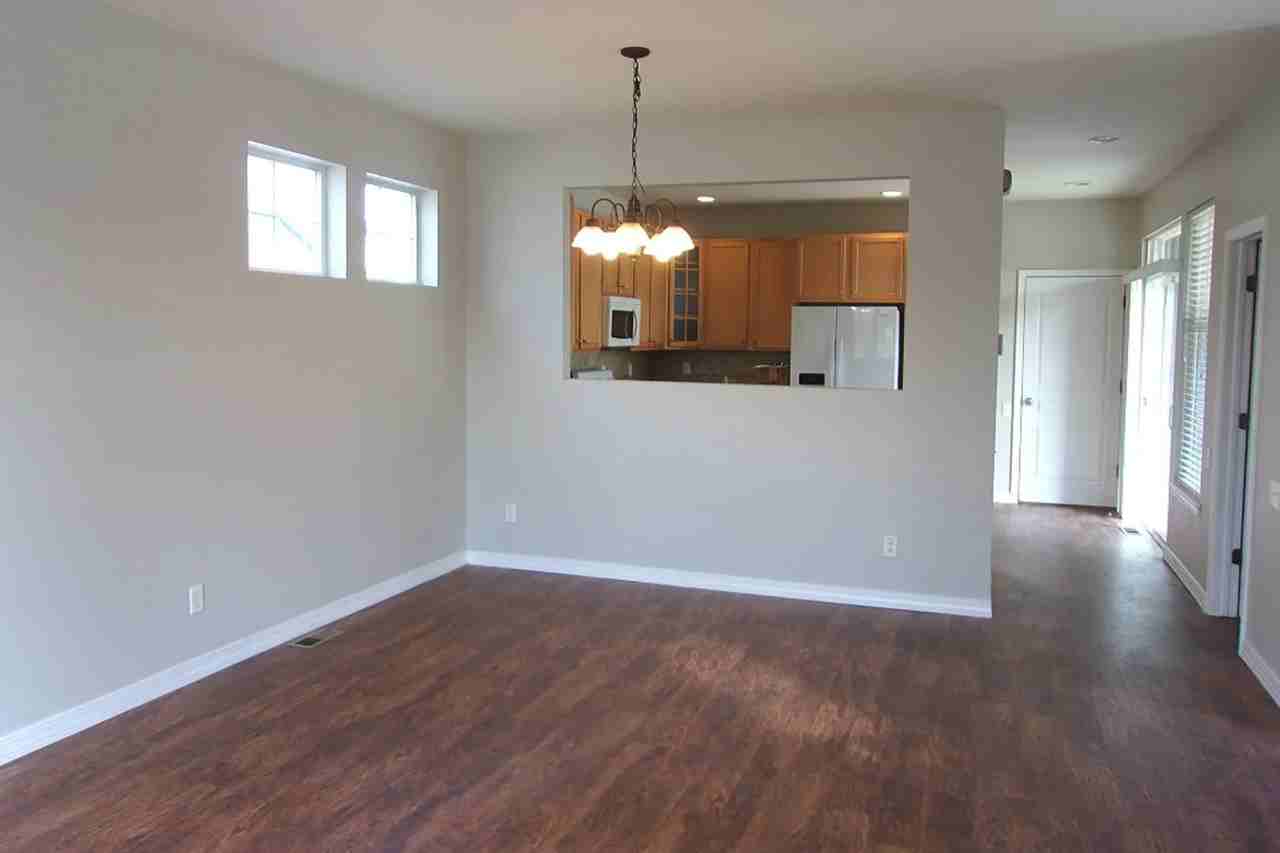 2650 Country Squire Ln - Photo 3 of 11