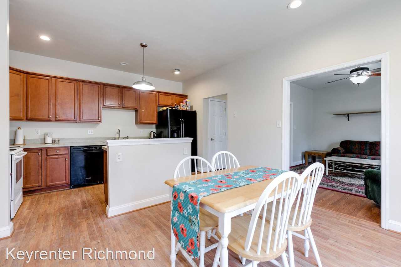 1305 Catherine St - Photo 3 of 16