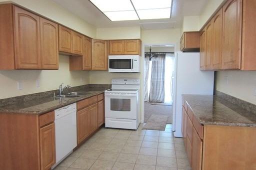 1521 Willowhaven Ct - Photo 3 of 8