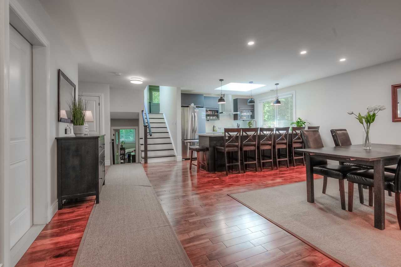 29 University Avenue West - Photo 3 of 8