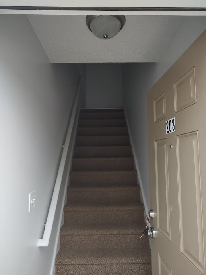 Dunhill Apartments - Photo 2 of 9