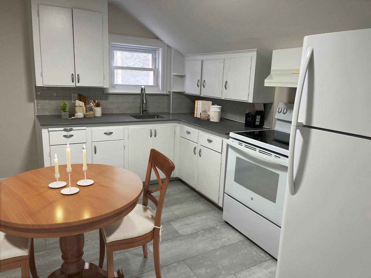 7 Ardaven Place #B - Photo 5 of 11