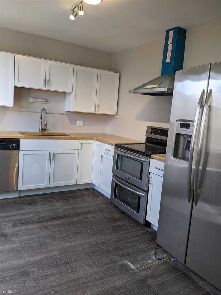 17 Foxworth Ln - Photo 2 of 13