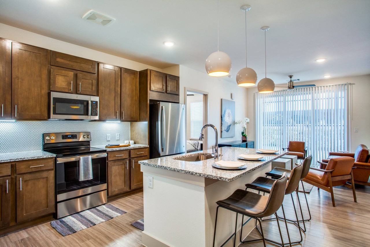 The Vista at Rayzor Ranch - Active Adult Community Apartments - 2401 ...