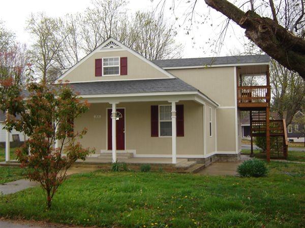 300A E Fort St - Photo 3 of 3