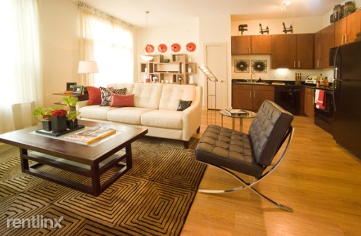 1907 Taylor St - Photo 2 of 12