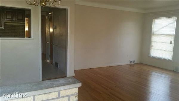48223 W Outer Dr - Photo 2 of 6