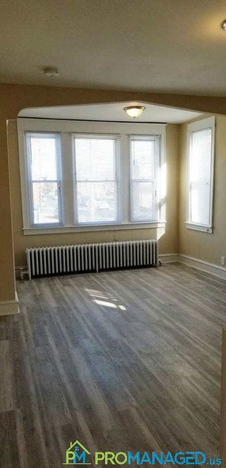 7179 Glenloch St #1 - Photo 3 of 11