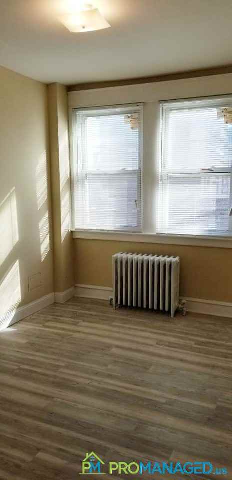 7179 Glenloch St #1 - Photo 4 of 11