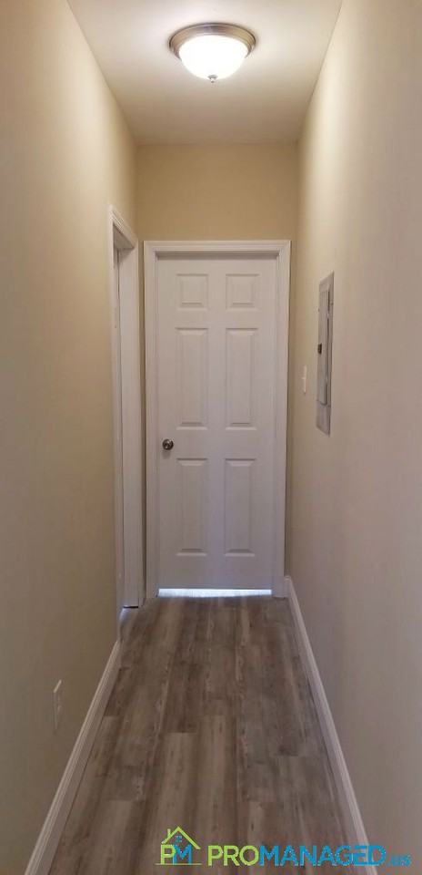 7179 Glenloch St #1 - Photo 7 of 11