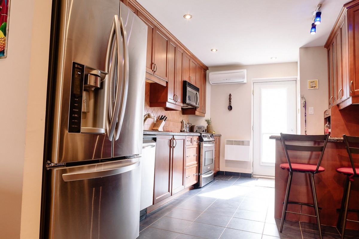 2064 Rue Jeanne-Mance - Photo 4 of 11