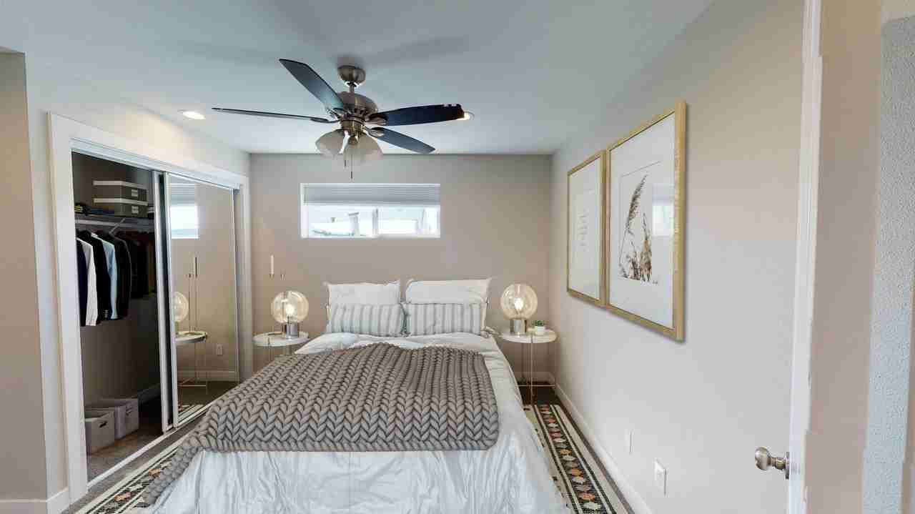 Chicly renovated Lincoln Park home near Santa Fe Arts District - Photo 5 of 23