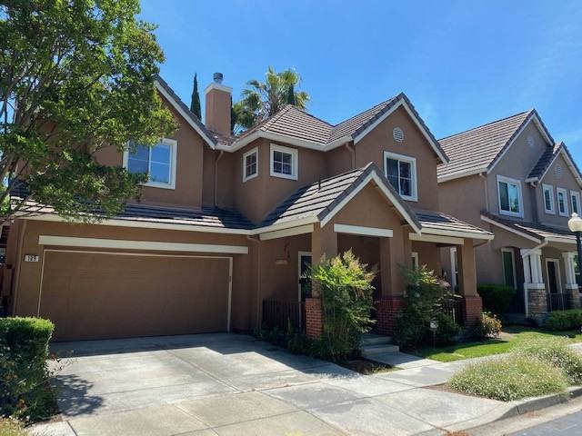 109 Estrada Dr - Photo 2 of 19