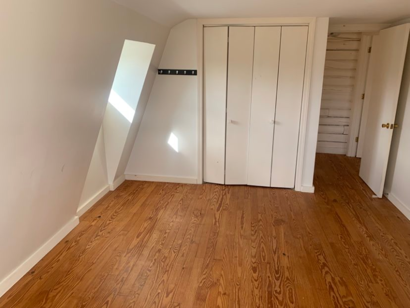 50 Davis Rd - Photo 2 of 12