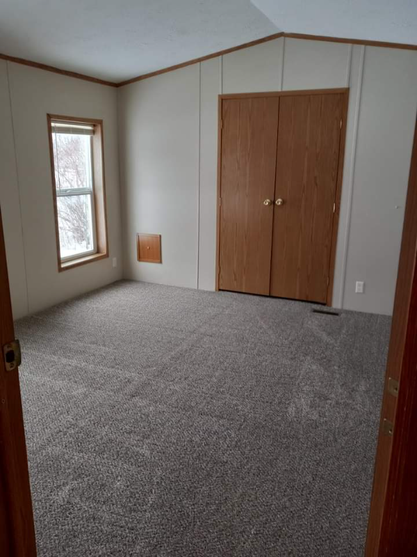 317 W 6th Ave - Photo 3 of 5