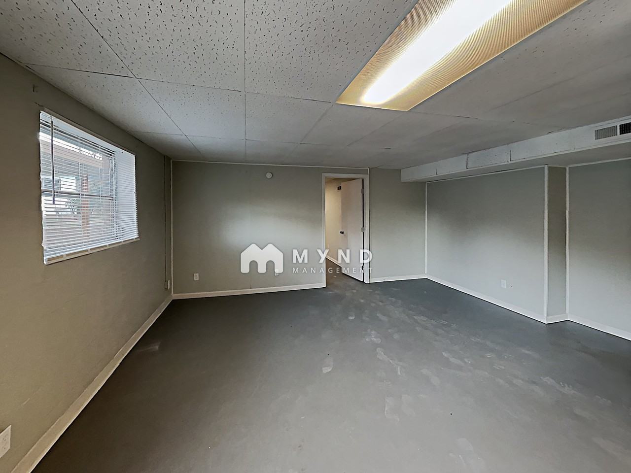 1000 Utica Pl - Photo 2 of 22