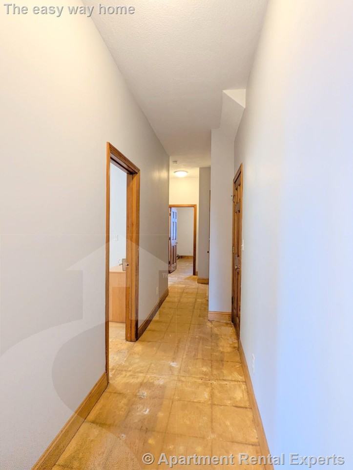 45 Greenville St #1 - Photo 3 of 19