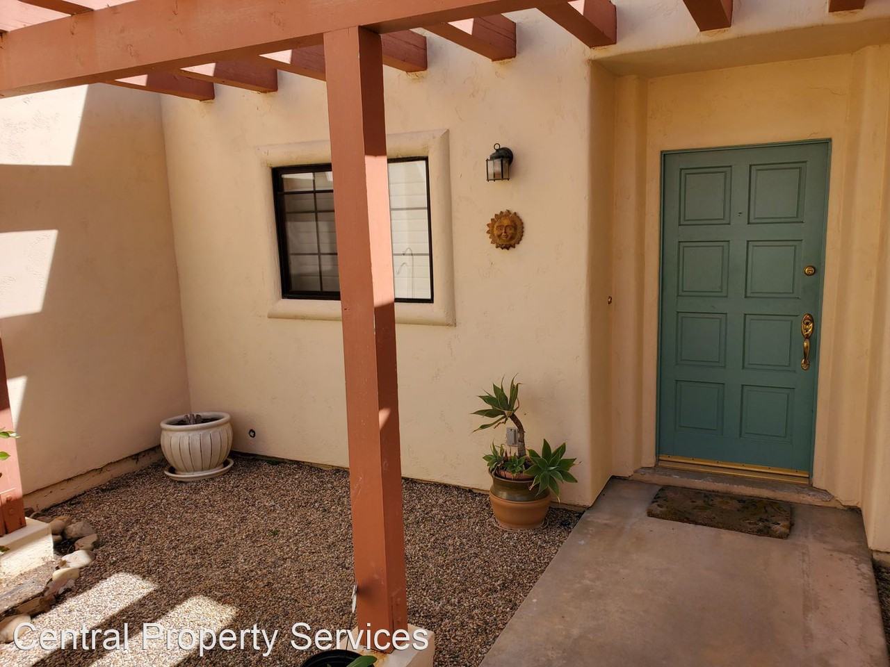 306 E Aliso St #F - Photo 3 of 35