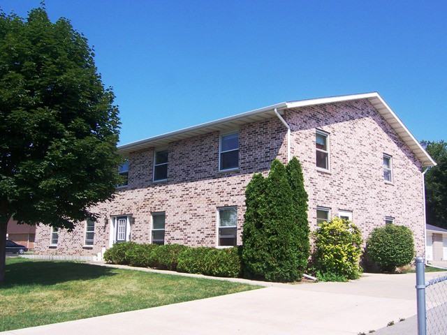 1108 Clement St - Photo 2 of 10