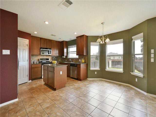 11113 Persimmon Gap Dr - Photo 4 of 9