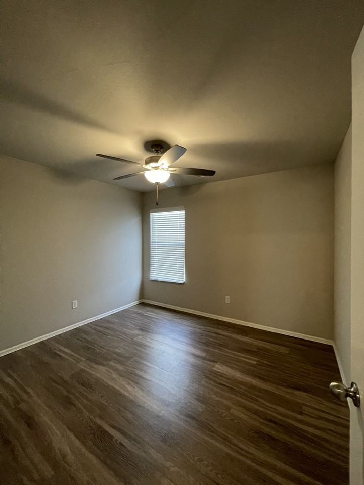 9320 E 131st Pl S - Photo 3 of 3