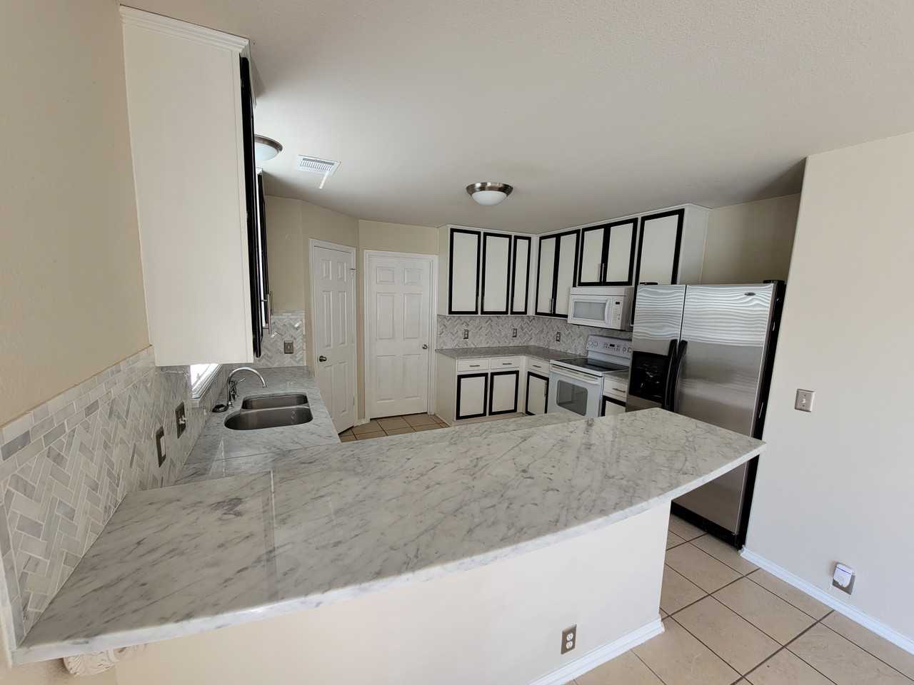 3722 Cascade Cv - Photo 3 of 17