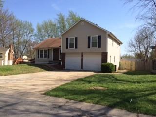 904 NW Roanoke Dr - Photo 2 of 24