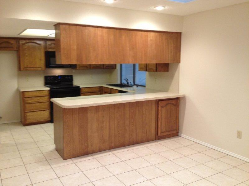 3004 Bluebonnet Ln - Photo 3 of 10