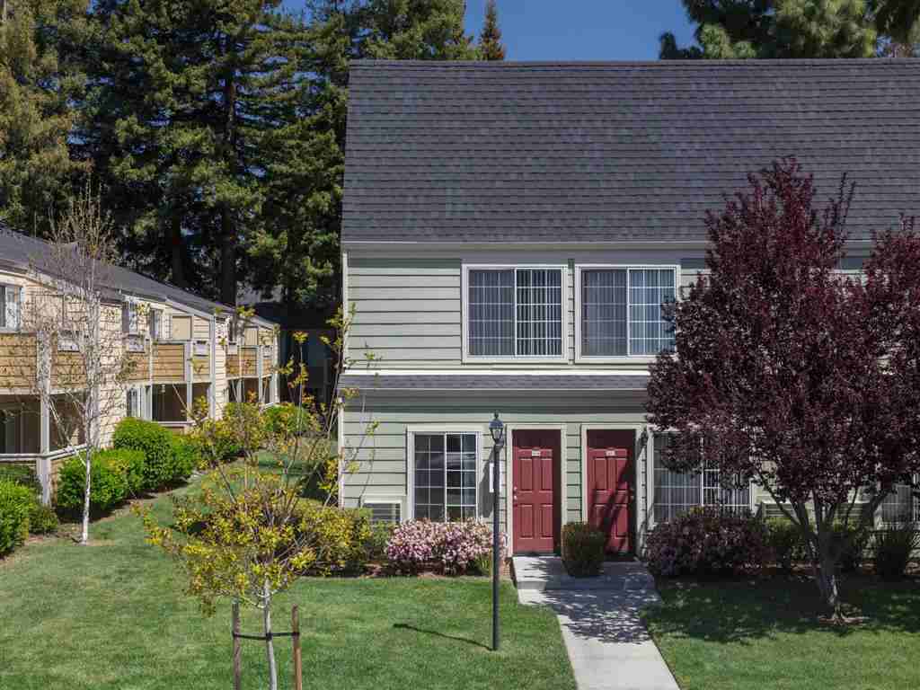 Central Park at Whisman Station - Photo 3 of 24