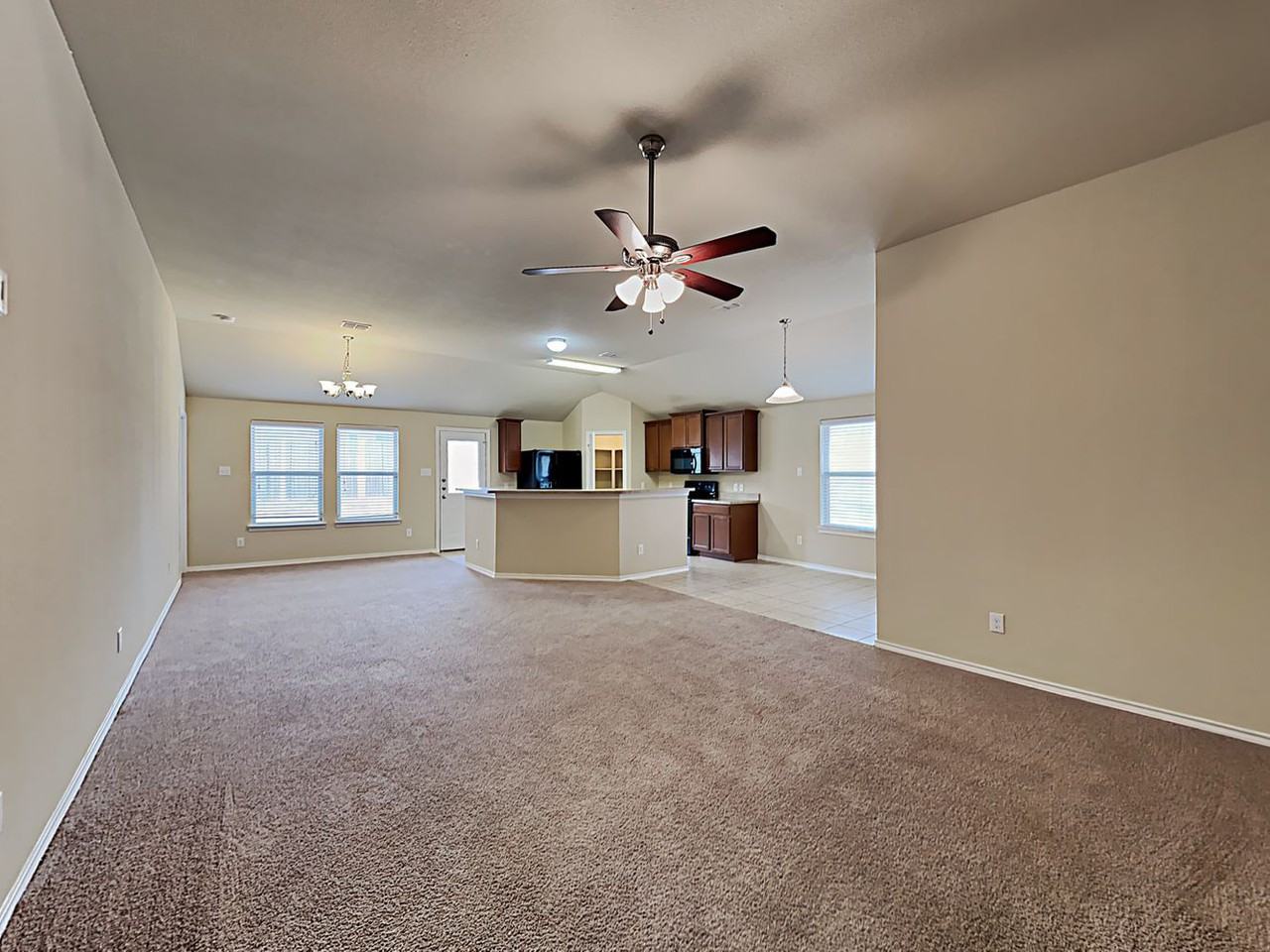 6540 Chalk River Dr - Photo 3 of 18