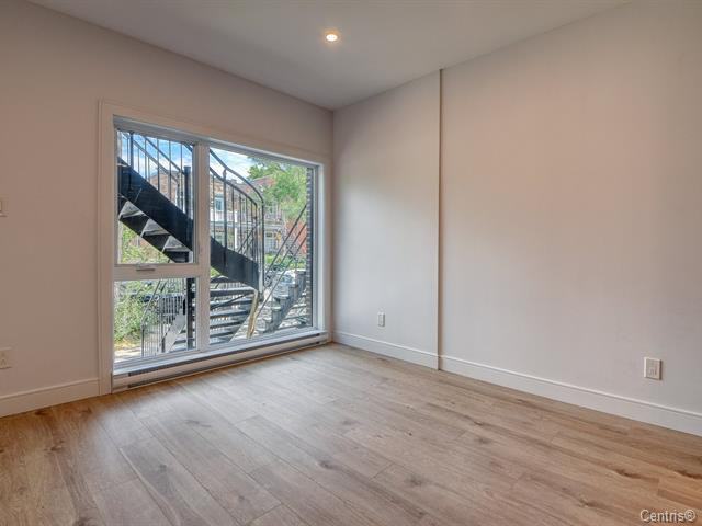 8628 Avenue Casgrain - Photo 2 of 11