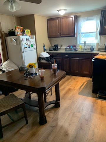 141 elm - Photo 4 of 15