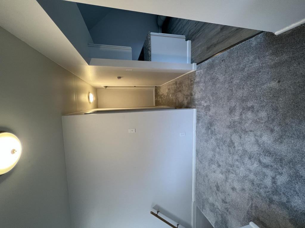 458 Canal St - Photo 4 of 7