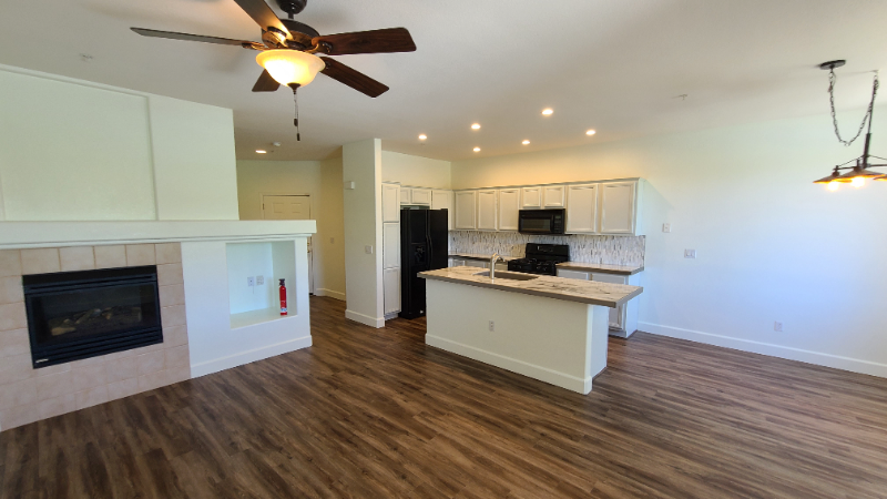 6230 Ingleston Dr #213