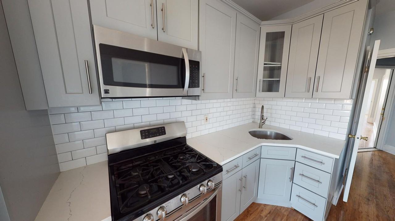 66 Granite St - Photo 5 of 15