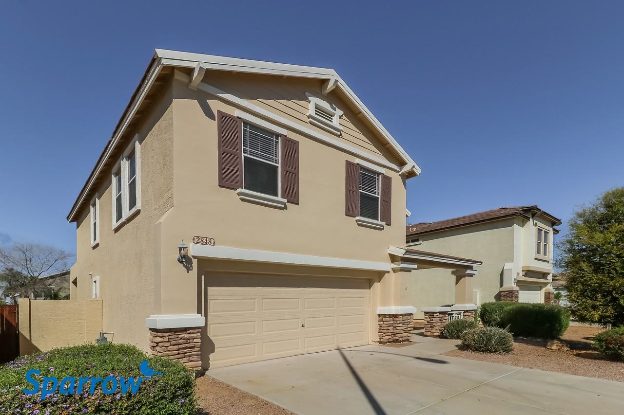 2848 S 106th Pl - Photo 2 of 15