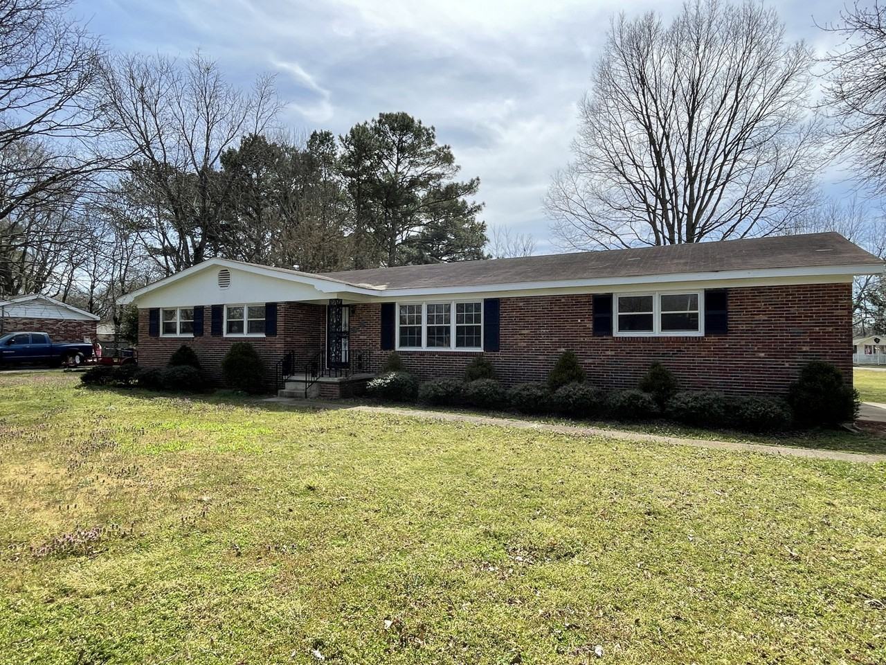 8413 Old Madison Pike #1 - Photo 4 of 25