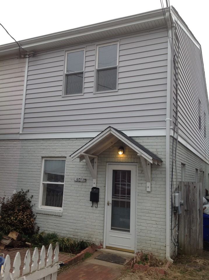 5011 22nd St N - Photo 2 of 17