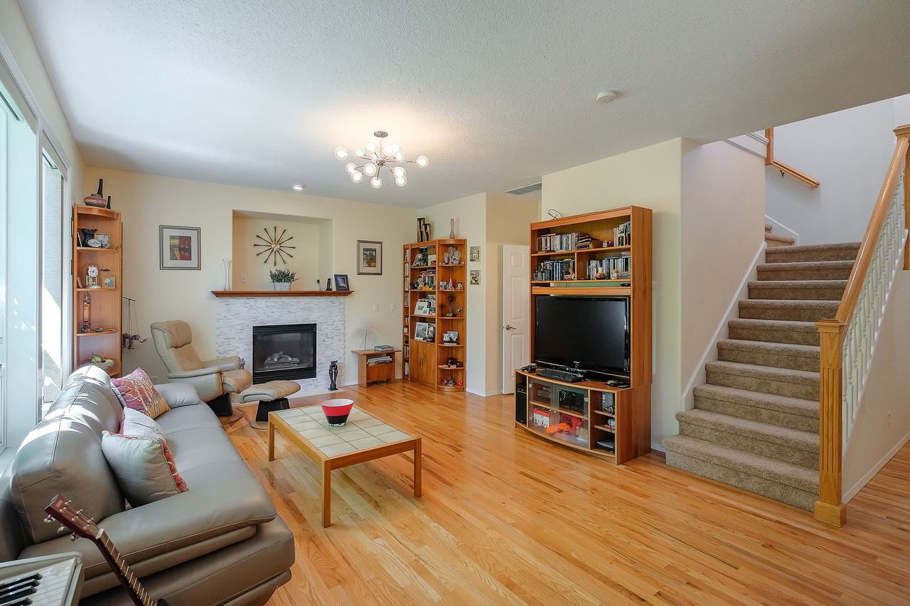 16856 Nw Countryridge Dr #1 - Photo 2 of 21