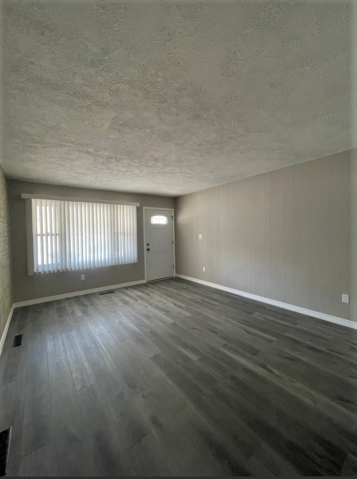 507 Casselman St #507 - Photo 3 of 19