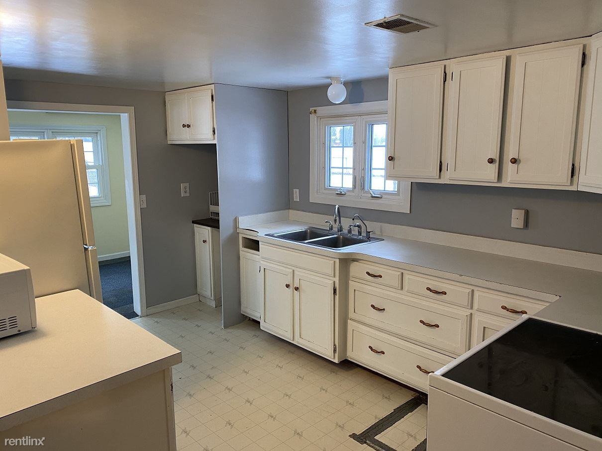 117 Broad St - Photo 2 of 14