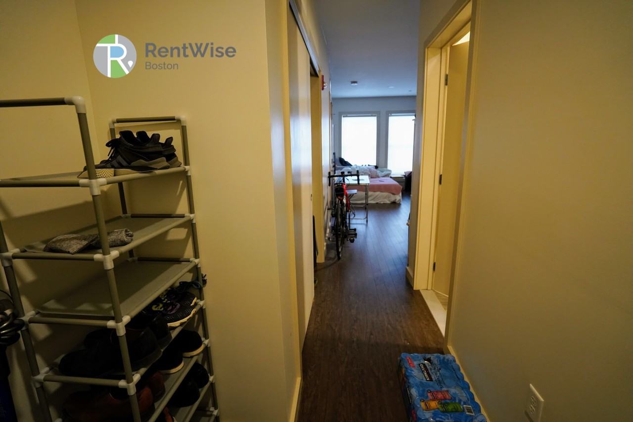 400 Langley Rd #207 - Photo 5 of 16