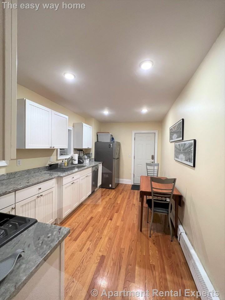 41 Cross St - Photo 5 of 13