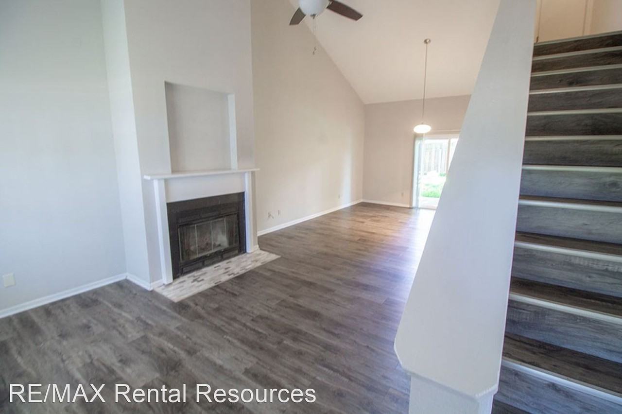 3510-3512 Forum Blvd. - Photo 3 of 36