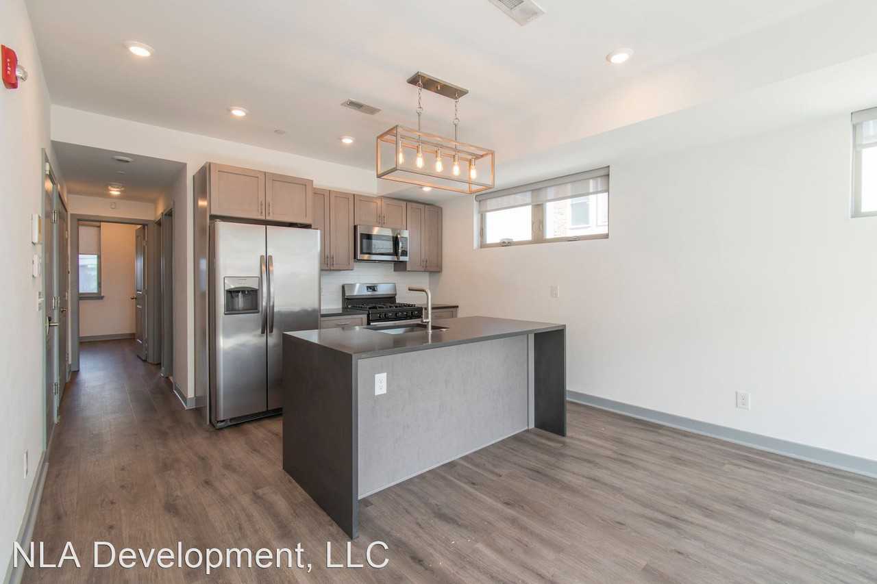 411 W Berks Street - Photo 2 of 50