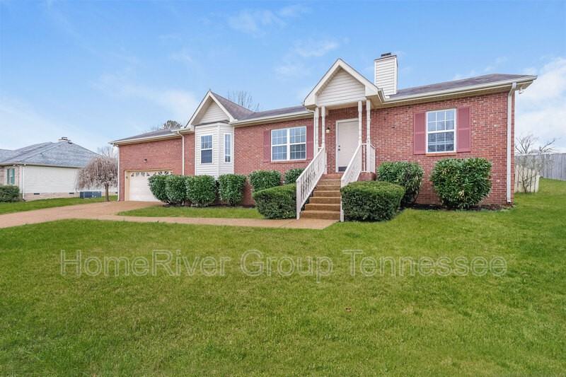 111 Grant Ct - Photo 3 of 18