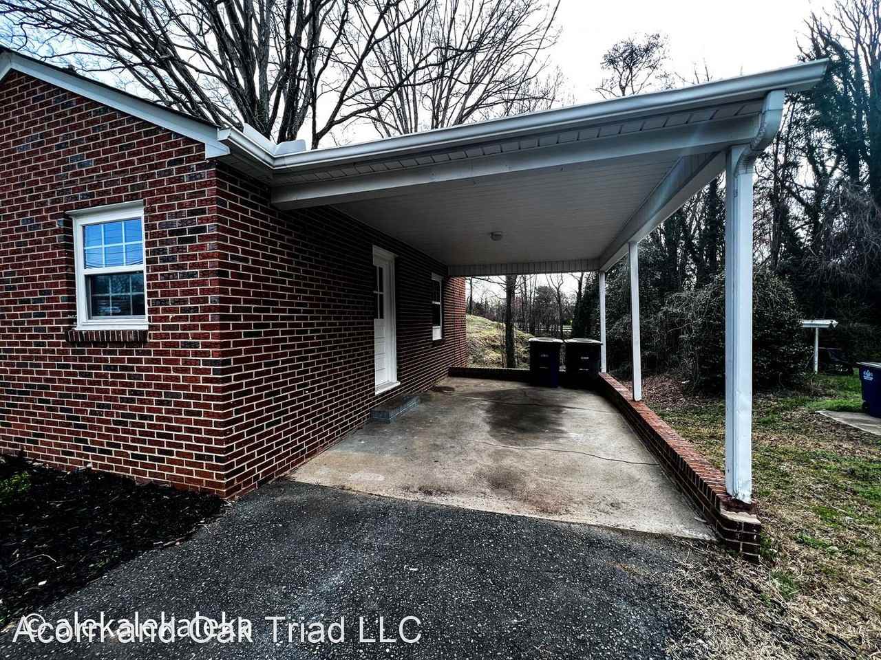 3627 S Main St - Photo 2 of 16