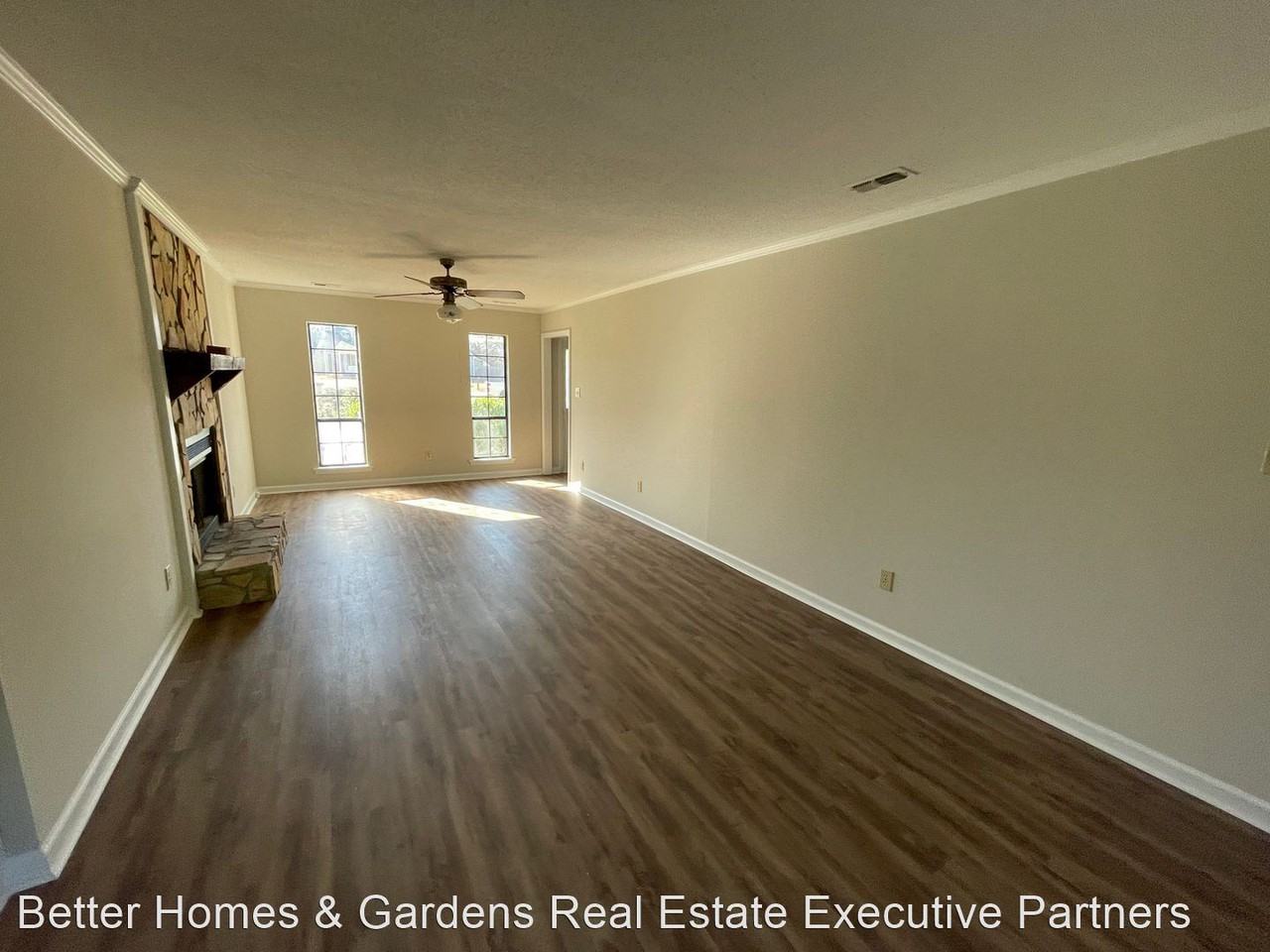 3804 Retreat Ct - Photo 3 of 18